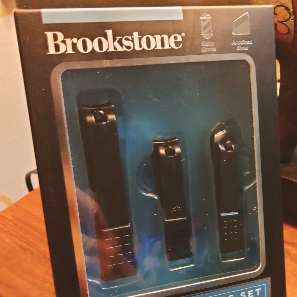Brookstone 3pc Nail Clippers Set